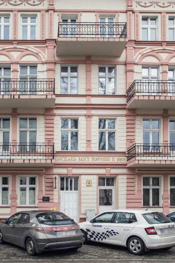 אלק Classic Apartments - Top Location, Bezplatny Parking מראה חיצוני תמונה
