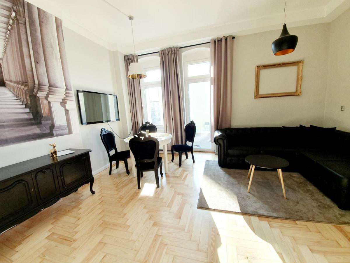אלק Classic Apartments - Top Location, Bezplatny Parking מראה חיצוני תמונה